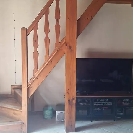 Apartamento Chateau D'uriage - Duplex Avec Terrasse Privative Saint-Martin-dʼUriage